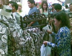 Bahan Baku Masih Impor, Bisnis Batik Rawan Fluktuasi Dolar AS