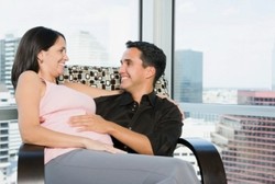 Lupakan Tempat Tidur Sejenak, Pasutri pun Bisa Lebih Bergairah di Kursi