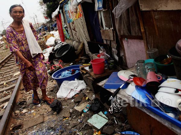 Potret Kemiskinan di Jakarta Potret Kemiskinan di Jakarta