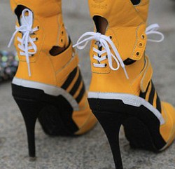 Sneakers dengan High Heels dari Adidas, Akankah Jadi Tren Sepatu Terbaru?