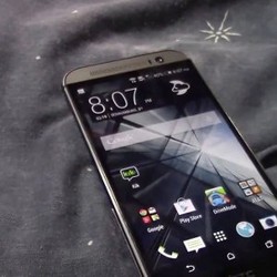 Benchmark HTC All New One Kalahkan Galaxy Note 3