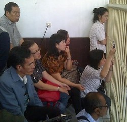 Kakak Sisca Yofie: Dia yang Dituntut, Saya yang Deg-degan