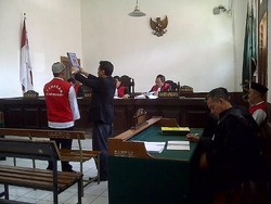 Dua Terdakwa Pembunuhan Sisca Yofie Dengarkan Tuntutan Secara Terpisah