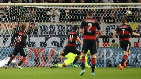 Gol Tunggal Goetze Menangkan Jerman atas Chile