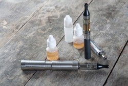 Kemenkes Akui Belum Ada Peraturan Khusus Soal Rokok Elektrik