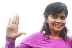 Sakit Lupus Tak Bikin Malas dan Manja, Wanita Ini Malah Bisa Taklukan Gunung