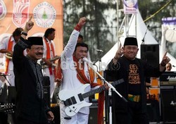 Empat Kali Profesor Rhoma Akan Dibunuh oleh Orde Baru