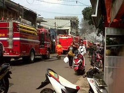 Si Jago Merah Mengamuk di Gang Venus Jembatan Besi