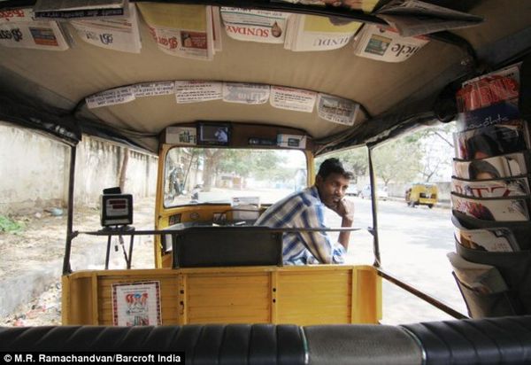 Wow! Bajaj Dilengkapi WiFi, TV & Tablet PC