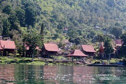 Pesona Danau Ranau, Danau Terbesar Kedua di Sumatera