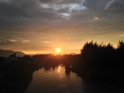 Sunset Keren dari Jembatan Pango, Banda Aceh