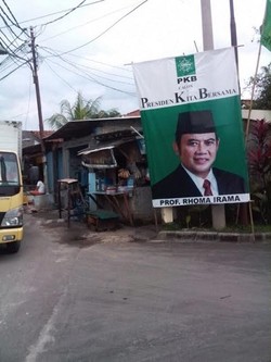 Profesor Rhoma: Dibandingkan Pak Jokowi, Saya Lebih Dulu Blusukan