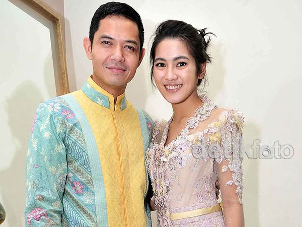 Alyssa Soebandono dan Dude Harlino Fitting Baju Pre-Wedding