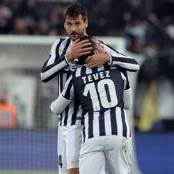La Viola Tak Akan Hanya Fokus pada Tevez & Llorente