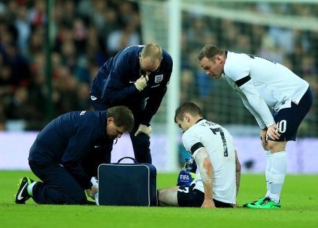 Hodgson Sesalkan Cedera Wilshere