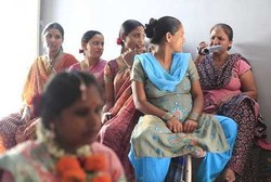 Demi Kebutuhan Ekonomi, Para Wanita India Ini Sewakan Rahim