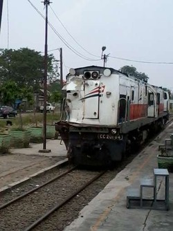 Ini Kepala Si Ular Besi yang Penyok Setelah Menabrak Bus PO Haryanto