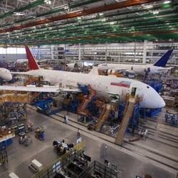 Boeing Temukan Retakan di Sayap Pesawat 787 yang Sedang Dirakit