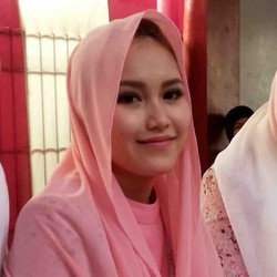 Sembunyikan Wajah Bilqis, Ayu Ting Ting: Anak Saya Bukan Artis!