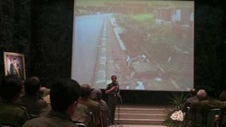 Jokowi Marah Saat Beri Arahan Soal Tata Kota ke PNS DKI