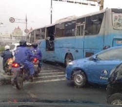 Duh! Bus TransJ Mogok Lagi di Senen