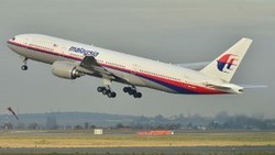 Keluarga WNI Penumpang Malaysia Airlines Menunggu Kabar di Kuala Lumpur