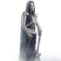 Tato Para Rocker Jadi Aksesoris Kostum Wayang