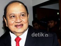 Emir Moeis Dituntut 4,5 Tahun Penjara 