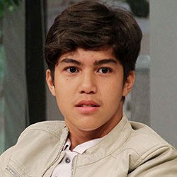 El: Pevita itu Seleranya Al