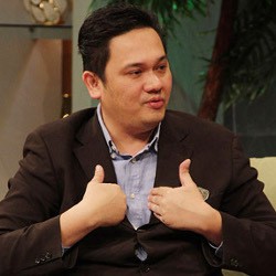 Menghilang dari Twitter, Farhat Abbas Ingin Berkicau di Langit