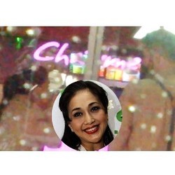 Paramitha Rusady Kepergok Jalan dengan Pria Bule Lagi