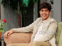 El yang Tak Kalah Ganteng dari Al
