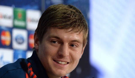 Kroos Buka Kans Hijrah ke MU Sekalipun Gagal ke Liga Champions