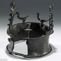 Mahkota Tertua Berusia 6000 Tahun Dipamerkan Untuk Pertama Kali