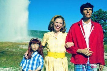 Suzanne Heintz, Wanita yang 14 Tahun Hidup Bersama Keluarga Manekin