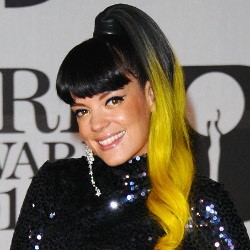 Lily Allen Rilis Album Baru 5 Mei
