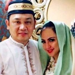 Perselingkuhan Farhat dan Regina Terkuak Atas Doa Nia Daniati