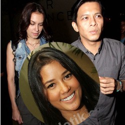 Ada Titi Rajo Bintang di Antara Ariel dan Sophia Mueller?