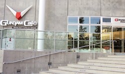 Beragam Donat Bergambar Gundam Bisa Dinikmati di Kafe Ini!