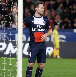 Tak Lagi Otomatis Masuk Starting XI, Cabaye Tidak Menyesal Gabung PSG