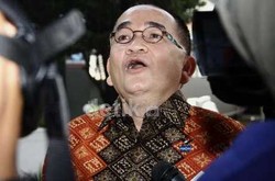 Diperiksa KPK, Ruhut Sitompul Dicecar 30 Pertanyaan Soal Aset Anas