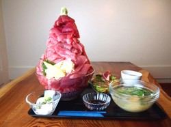 Satu Porsi Tumpukan Sashimi Tuna di Sushi Bistro Ini Hanya Rp 88.000!