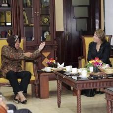 Bertemu Perwakilan Dubes Belanda, Risma Bicarakan Gorong-Gorong