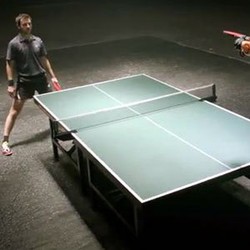 Saat Juara Pingpong Ditantang Robot
