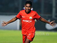 Persija Jakarta Atasi Persita Tangerang