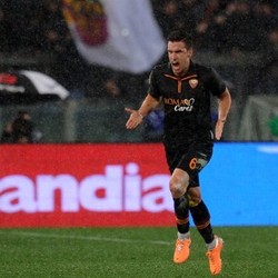 Strootman: Fokus Pulihkan Diri Lalu Tampil Lebih Tangguh Lagi