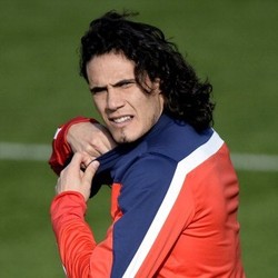 Soal Rumor Minat Chelsea dan MU ke Cavani, Blanc: Ia Senang di PSG