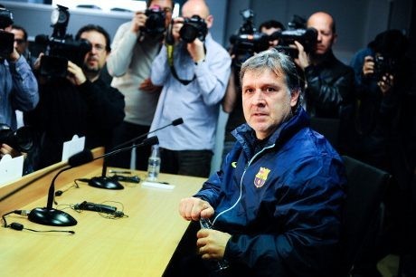 Martino Abaikan Kritik