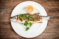 Tak Cuma Anak-anak, Lansia pun Butuh Asupan Ikan