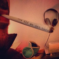 Hidupkan Puisi Lewat Instagram, Pria Ini Menuai Banyak Simpati